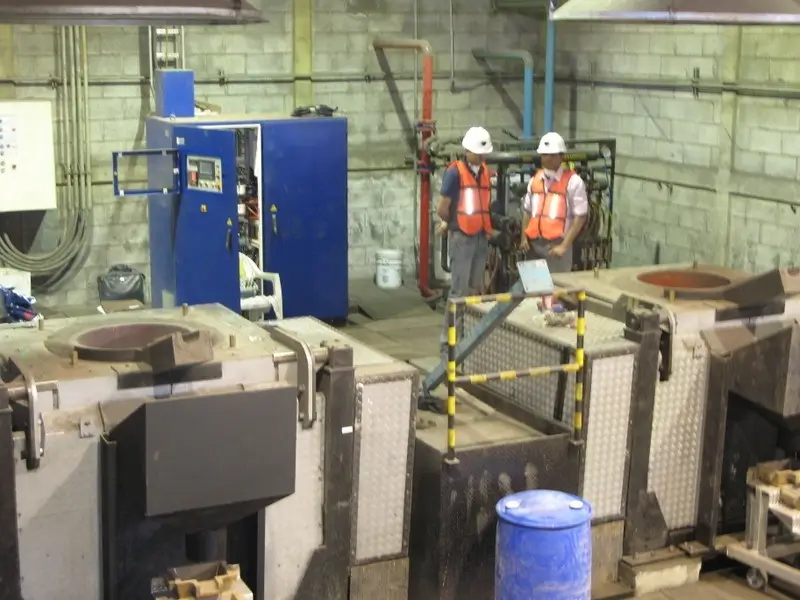 Induction melting furnace