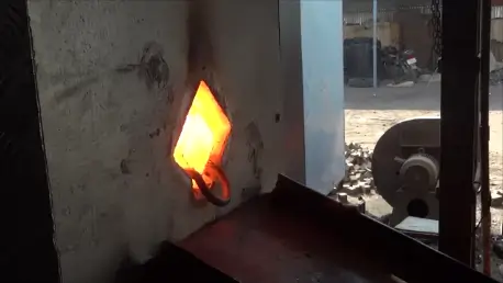 Induction heating euipment for forging